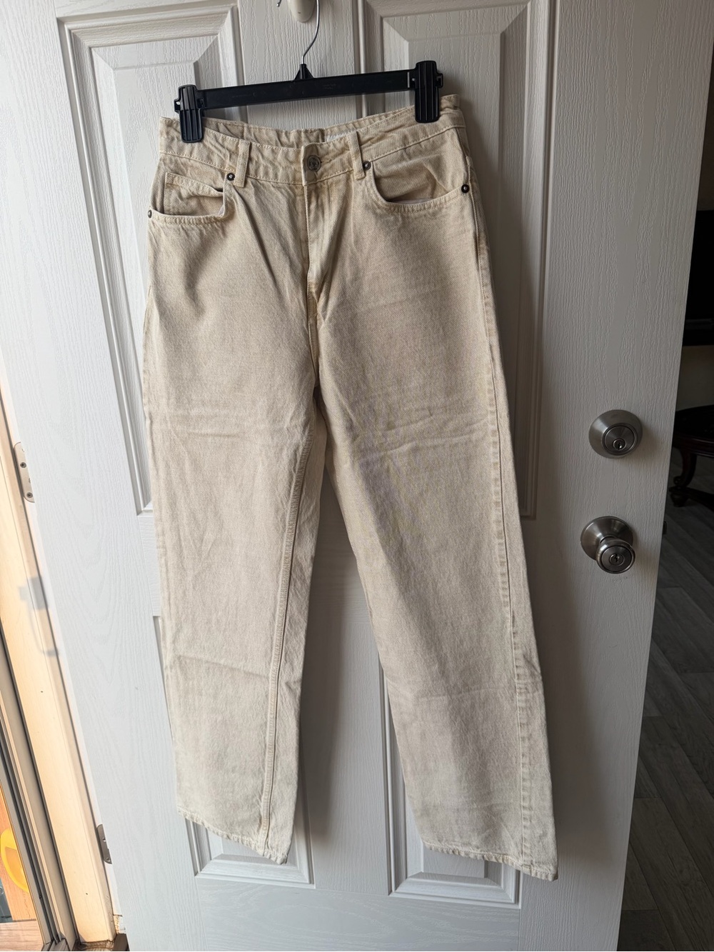 Zara Straight Leg tan Denim Jeans